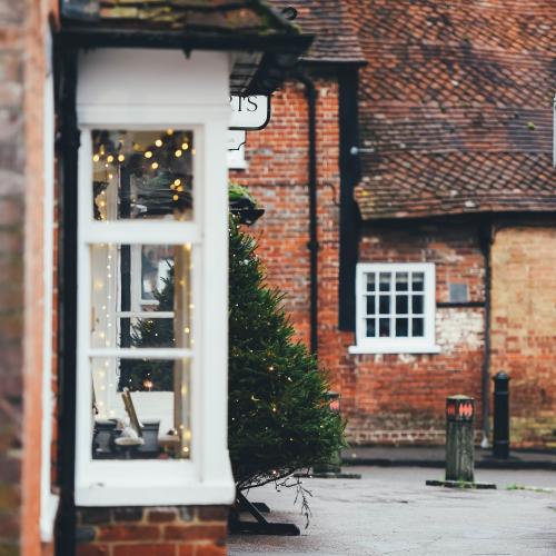 Cosy winter courses in the UK